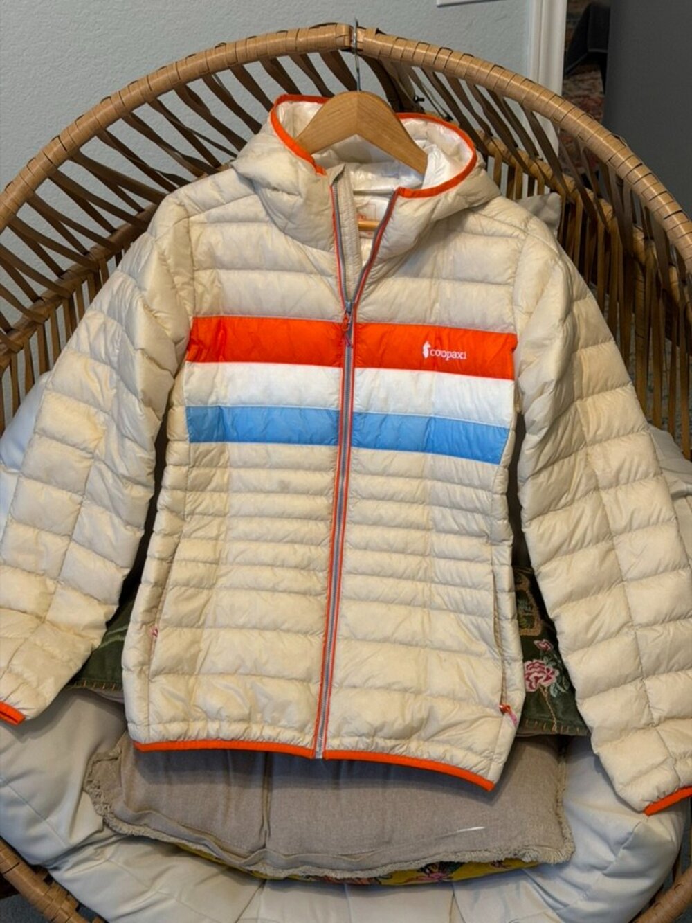 Cotopaxi Fuego Down Hooded Jacket Women’s L Cream Orange Retro Colorblock